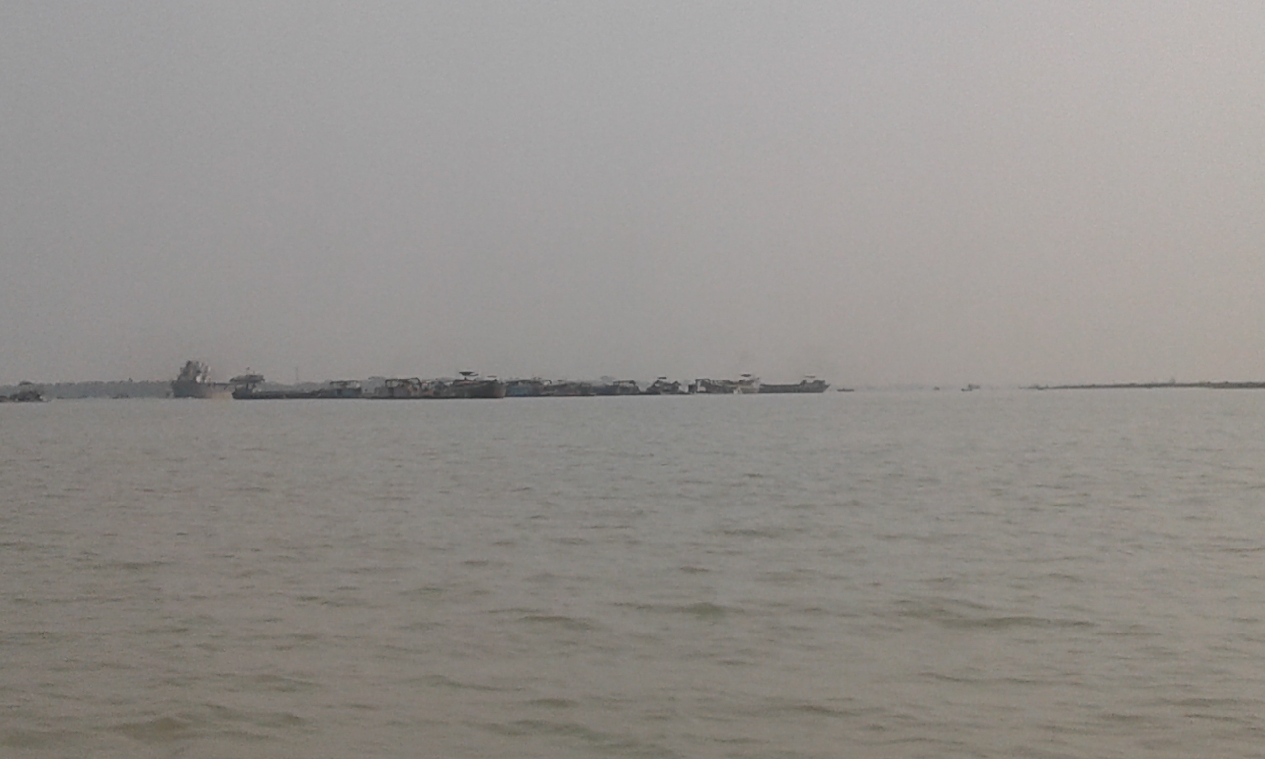 বিদেশি সাংবাদিকের চোখে বাংলাদেশ