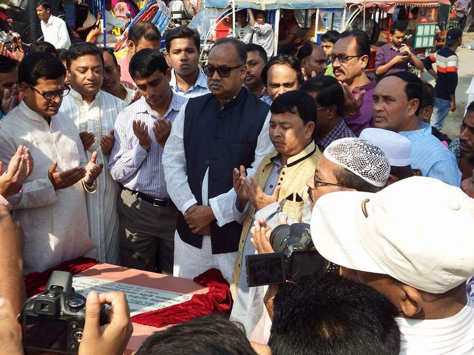 মুন্সিগঞ্জ-মুক্তারপুর ২কিলোমিটার সড়ক পুনঃ নির্মাণ কাজ উদ্বোধন