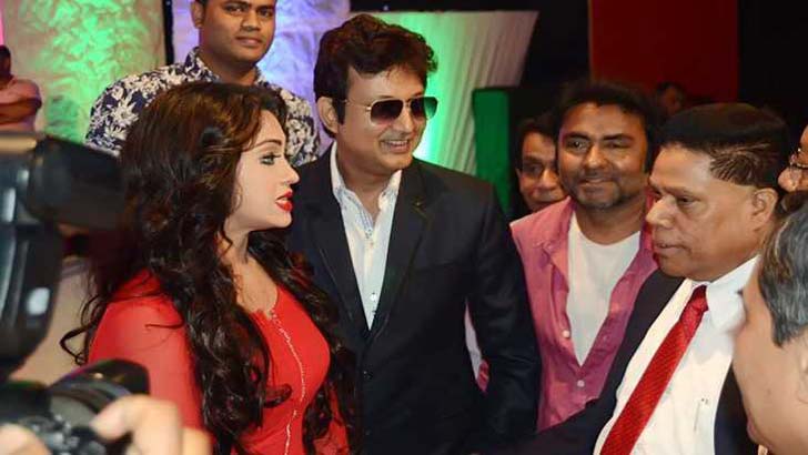 মাহফুজুর রহমানের উচিত নারীকে সম্মান দিয়ে কথা বলা: পপি