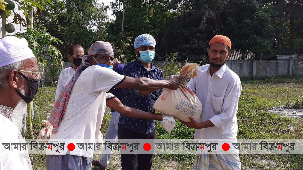 করোনা: মুন্সিগঞ্জে নোভা ইলেকট্রনিক্স কোম্পানি’র সৌজন্যে খাদ্য সামগ্রী বিতরণ
