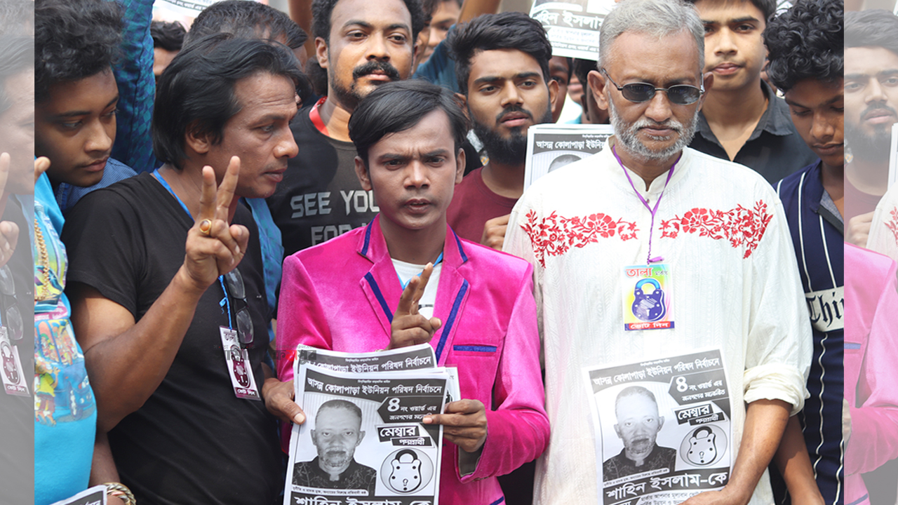 মুন্সিগঞ্জে ইউপি নির্বাচনের প্রচারে হিরো আলম