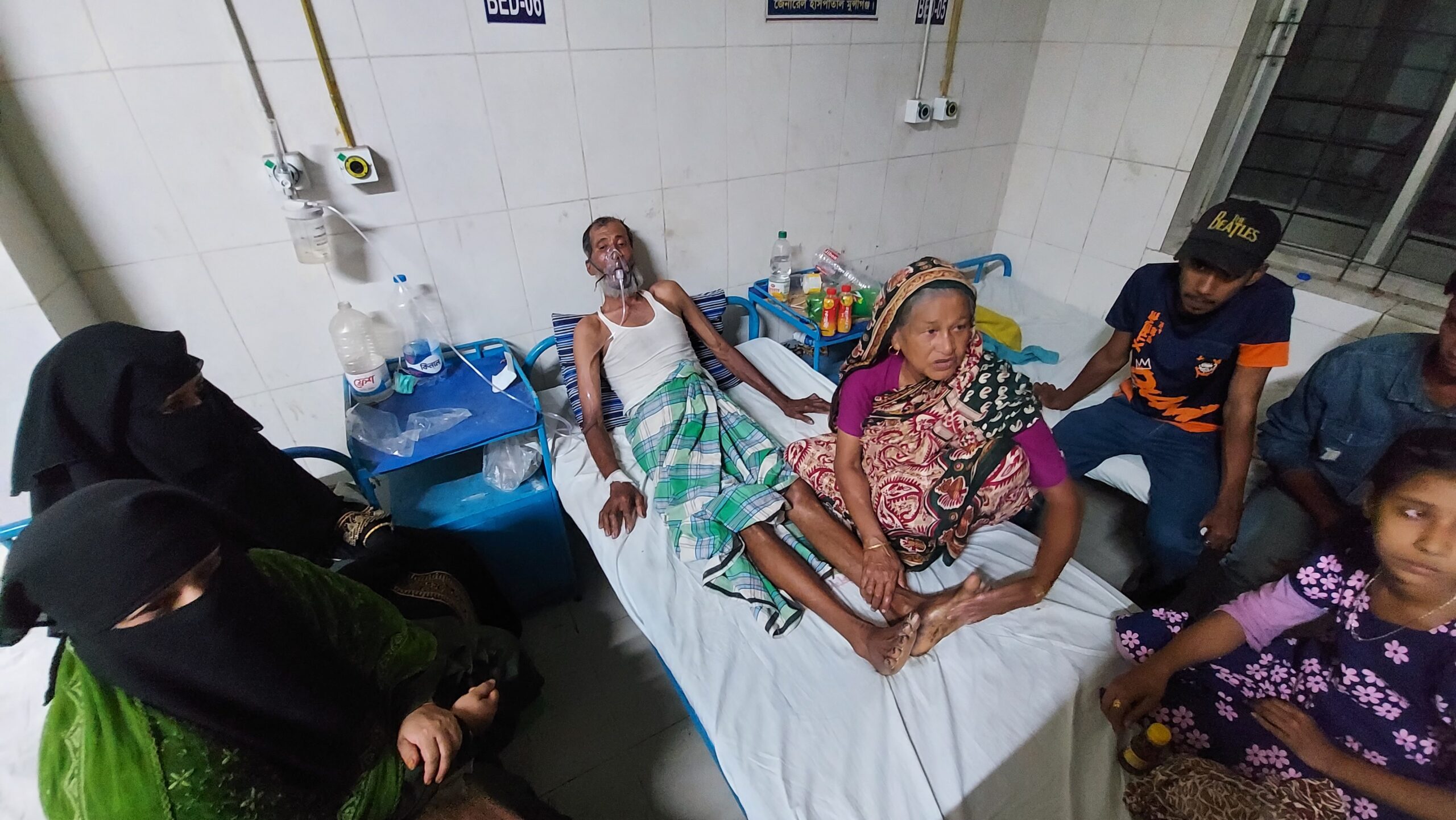 বেঁচে ফিরেছেন আব্দুর রব, নিখোঁজ ছেলের বউ ও নাতি