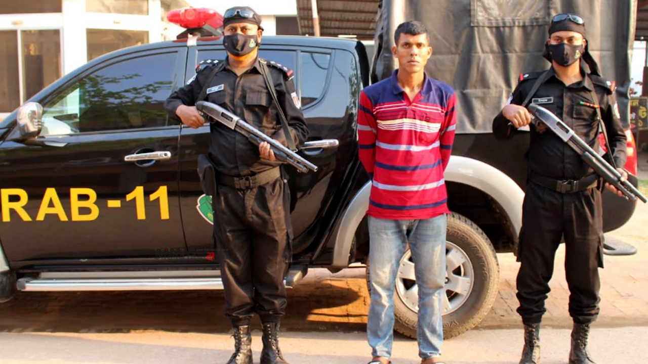 মুন্সিগঞ্জে র‌্যাবের অভিযানে ২০ কেজি গাঁজা সহ আটক ১