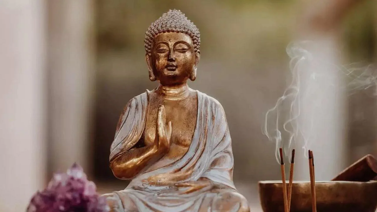 আজ শুভ বুদ্ধ পূর্ণিমা