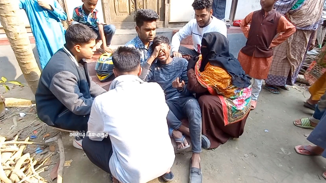 মুন্সিগঞ্জে প্রাইভেটকার কেড়ে নিল যুবকের প্রাণ