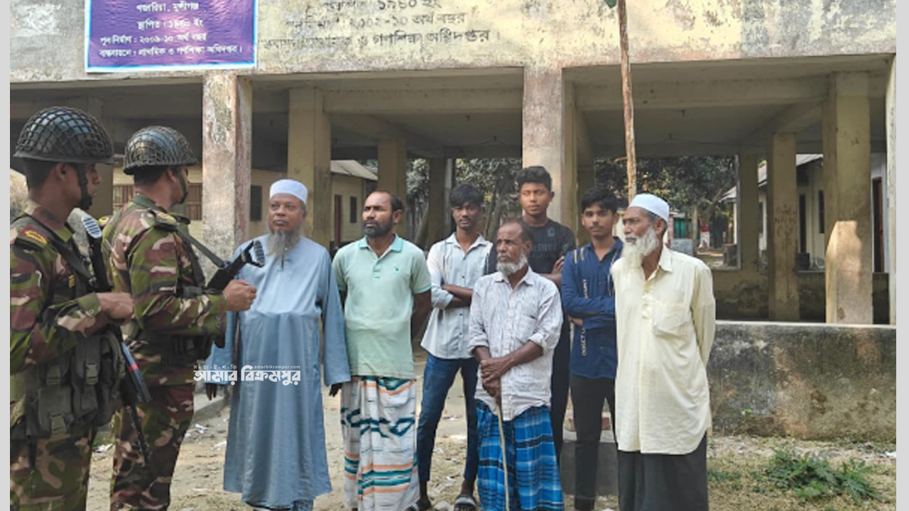 নদীবেষ্টিত গজারিয়াজুড়ে সেনাবাহিনীর ব্যাপক প্রস্তুতি, চরবলাকি ভোটকেন্দ্র পরিদর্শন